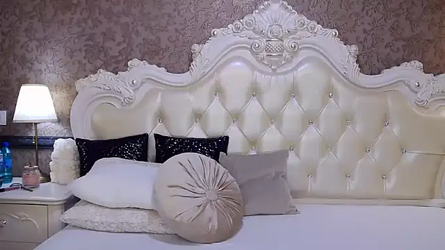 Snapshot of OliveWilson chatting on 01.17.25 OliveWilson online show from 01.17.25