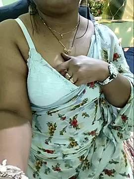 Snapshot of NEHA-DESHI chatting on 02.05.25 NEHA-DESHI online show from 02.05.25