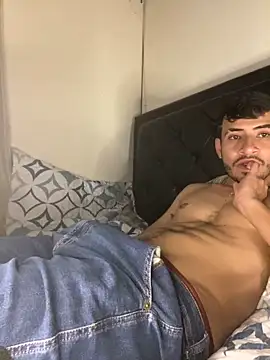 tom thick online show from 12.06.24