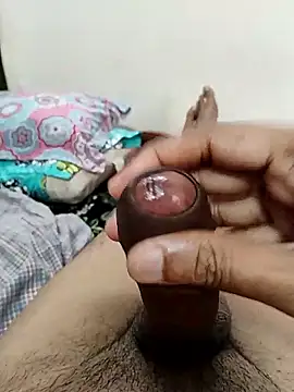 AUNTY1984 online show from 09.11.25