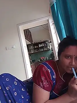 AUNTY1984 online show from 05.19.26