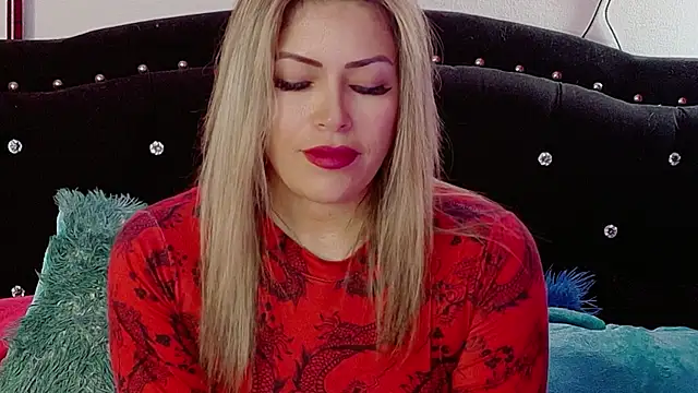 Natalia Montoya online show from 12.05.25