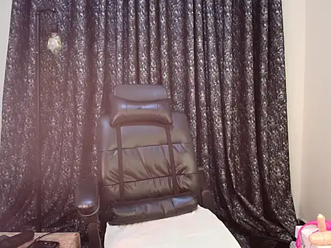 ebony shilly3 online show from 09.29.25