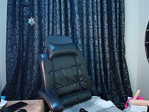 ebony shilly3 online show from 10.10.25