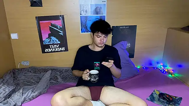 mystrauud online show from 10.19.25