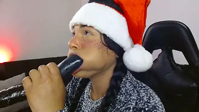 Snapshot of Anabel693 chatting on 12.12.24 Anabel693 online show from 12.12.24