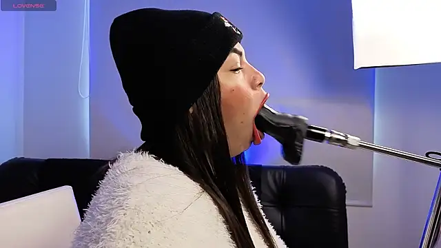 Snapshot of Anabel693 chatting on 03.27.26 Anabel693 online show from 03.27.26