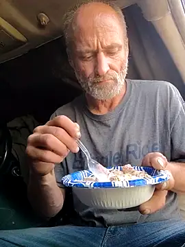 FloppyPickle4u online show from 02.16.25