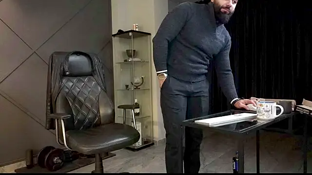 mattmasterss online show from 12.27.24