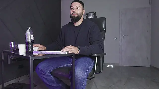 mattmasterss online show from 10.19.25