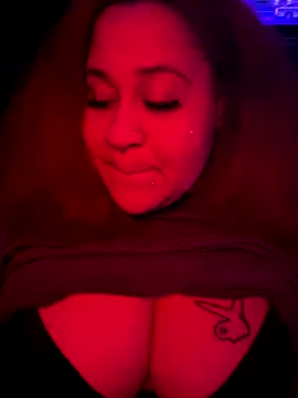 Juicyjordie online show from 10.18.25