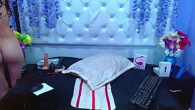 Snapshot of Brith_Adams chatting on 12.28.24 Brith Adams online show from 12.28.24