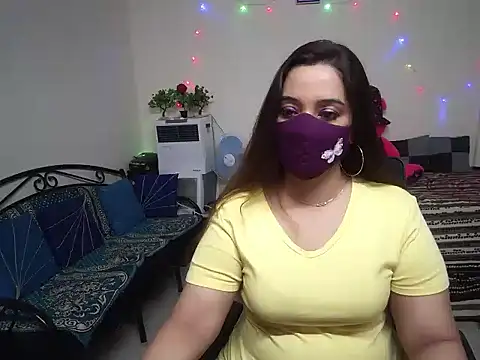 Arushisingh8888 online show from 01.28.25