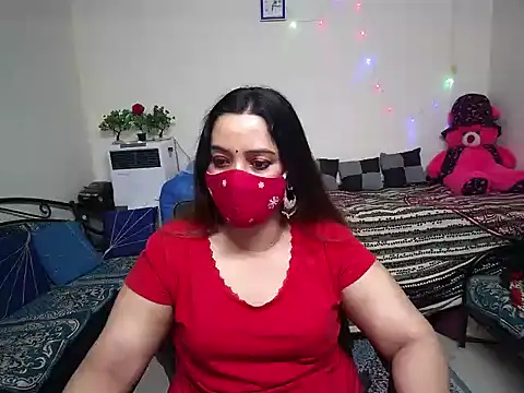 Arushisingh8888 online show from 02.14.25