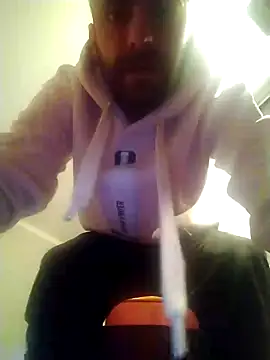 Antonio Vatooo online show from 01.20.25