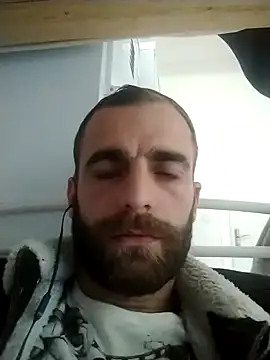 Antonio Vatooo online show from 01.31.25