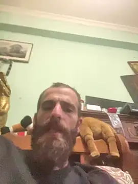 Antonio Vatooo online show from 10.22.25