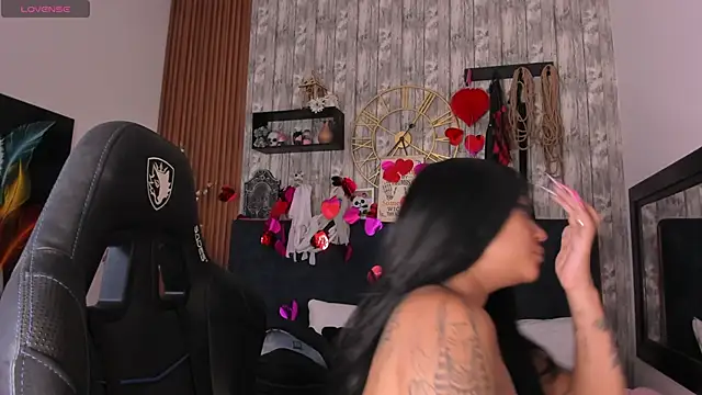 Snapshot of Neko_Misaki chatting on 02.20.25 Neko Misaki online show from 02.20.25