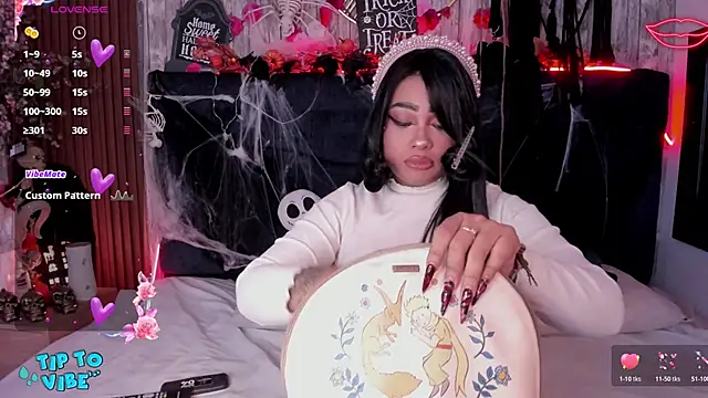 Snapshot of Neko_Misaki chatting on 11.10.25 Neko Misaki online show from 11.10.25