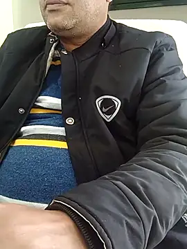 Snapshot of Hot-man39 chatting on 12.25.24 Hot-man39 online show from 12.25.24