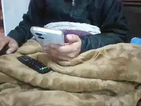 Snapshot of Hot-man39 chatting on 01.14.25 Hot-man39 online show from 01.14.25