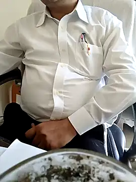 Snapshot of Hot-man39 chatting on 02.06.25 Hot-man39 online show from 02.06.25