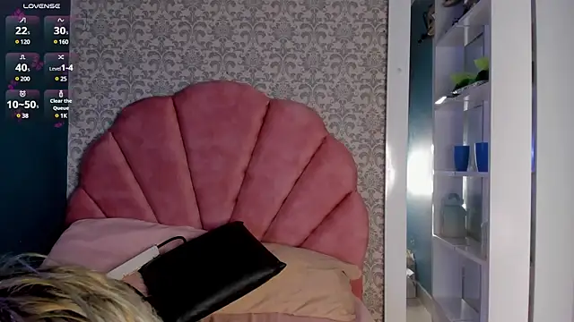 Samantha cp  online show from 03.14.25