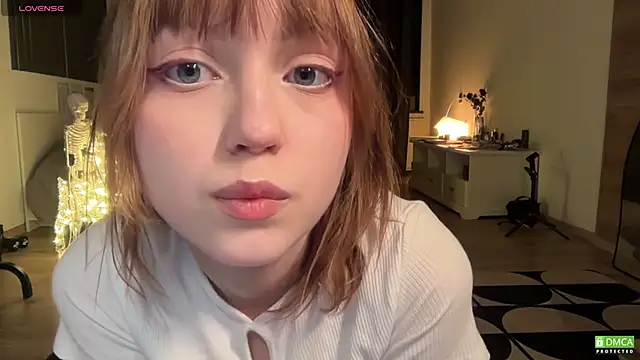 electric babe online show from 12.21.25