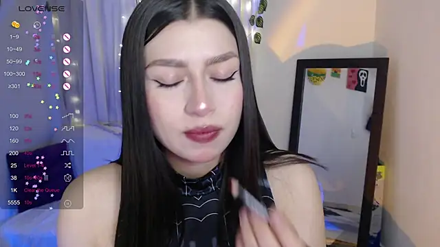 Snapshot of mily_thomson_b_ chatting on 04.29.26 mily thomson b online show from 04.29.26