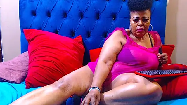 Snapshot of ebonycandy10 chatting on 03.02.26 ebonycandy10 online show from 03.02.26