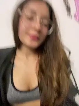 Snapshot of Princ3ssgabi chatting on 03.11.25 Princ3ssgabi online show from 03.11.25