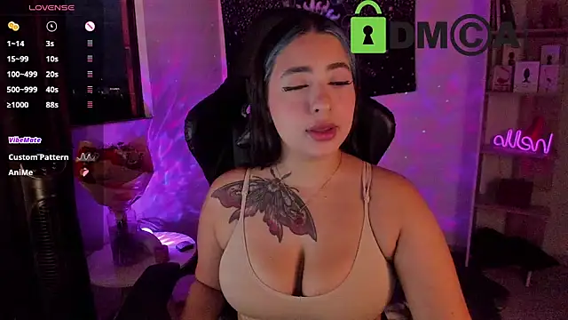 sweetcoralinee online show from 01.30.25