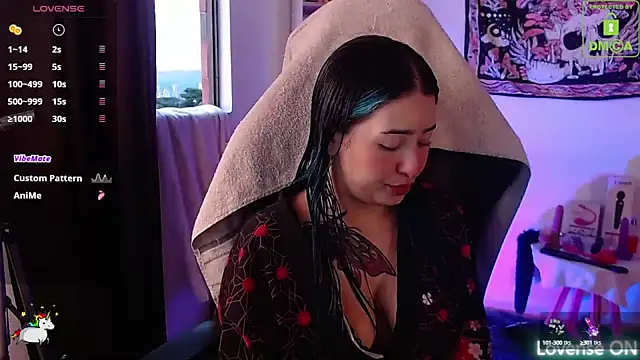 sweetcoralinee online show from 10.09.25