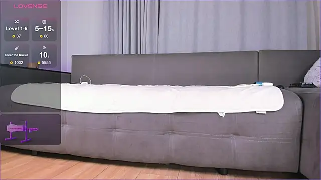 Snapshot of Cherrypie_001 chatting on 02.20.25 Cherrypie 001 online show from 02.20.25