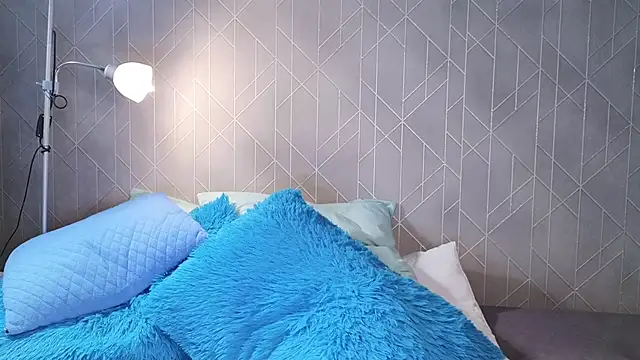 Allure goldennX online show from 09.22.25