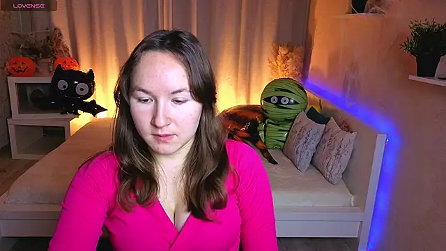 Little doll meow online show from 10.23.25