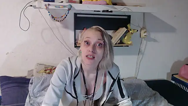 Harleyhot13061 online show from 01.06.25