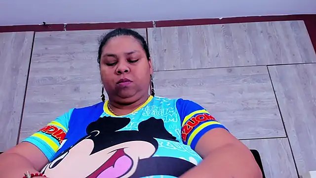 Snapshot of Lynn_Jones chatting on 01.22.25 Lynn Jones online show from 01.22.25