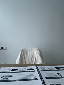 streetdoll online show from 09.30.25