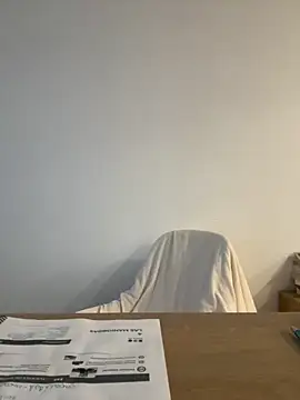 streetdoll online show from 10.06.25