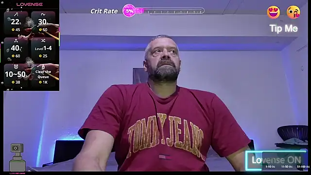 Snapshot of northman1977 chatting on 09.30.25 northman1977 online show from 09.30.25