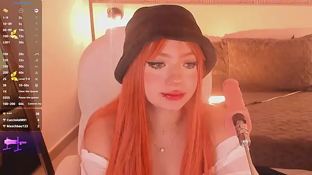 Snapshot of Kloe_Raize chatting on 01.17.25 Kloe Raize online show from 01.17.25