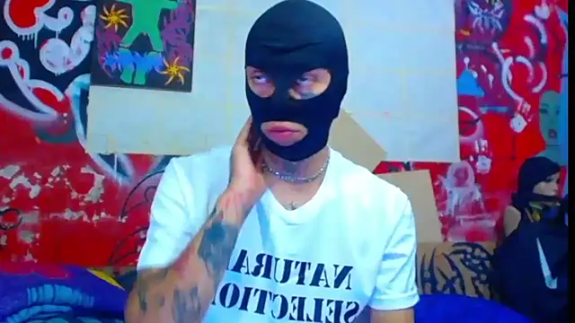 Snapshot of deivid_estrada chatting on 05.12.26 deivid estrada online show from 05.12.26