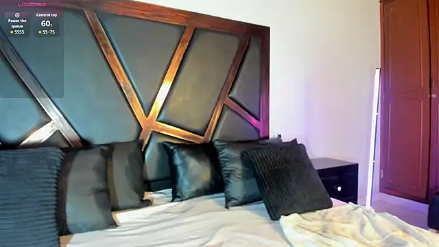 Snapshot of EmiliWilliams chatting on 02.28.26 EmiliWilliams online show from 02.28.26