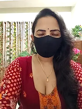 Payel-Sen online show from 10.18.25