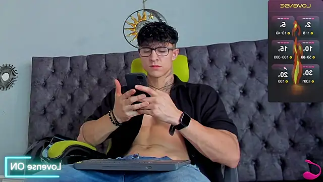 Snapshot of Jeins_carter chatting on 12.09.24 Jeins carter online show from 12.09.24