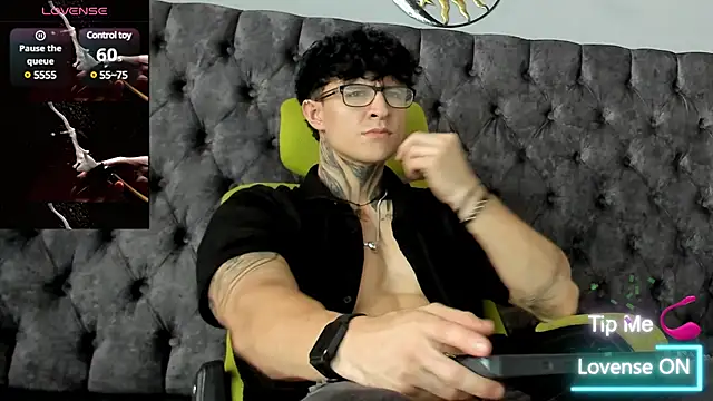 Snapshot of Jeins_carter chatting on 03.05.25 Jeins carter online show from 03.05.25