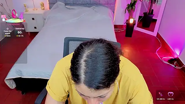 Lana stone  online show from 03.04.26