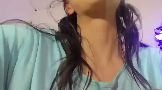 Snapshot of Emma-Wilson chatting on 01.22.25 Emma-Wilson online show from 01.22.25