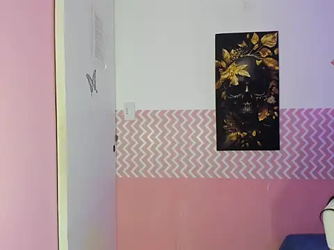 Snapshot of Emma-Wilson chatting on 01.29.25 Emma-Wilson online show from 01.29.25